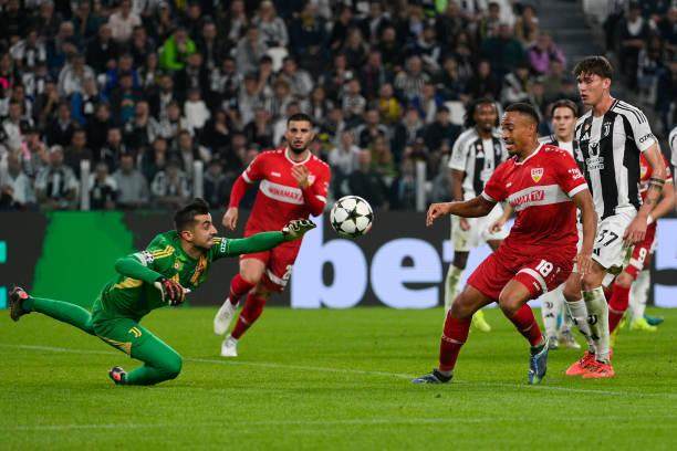 1729656428740040387.jpg 2180316057-612x612.jpg